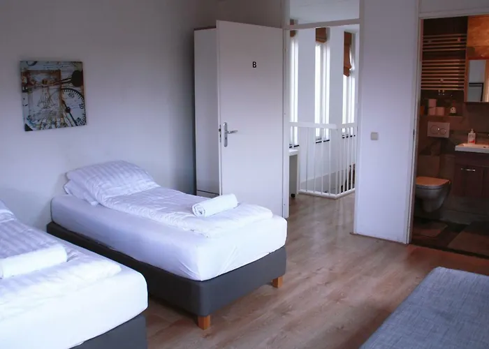 Floriande Bed & Breakfast 3*